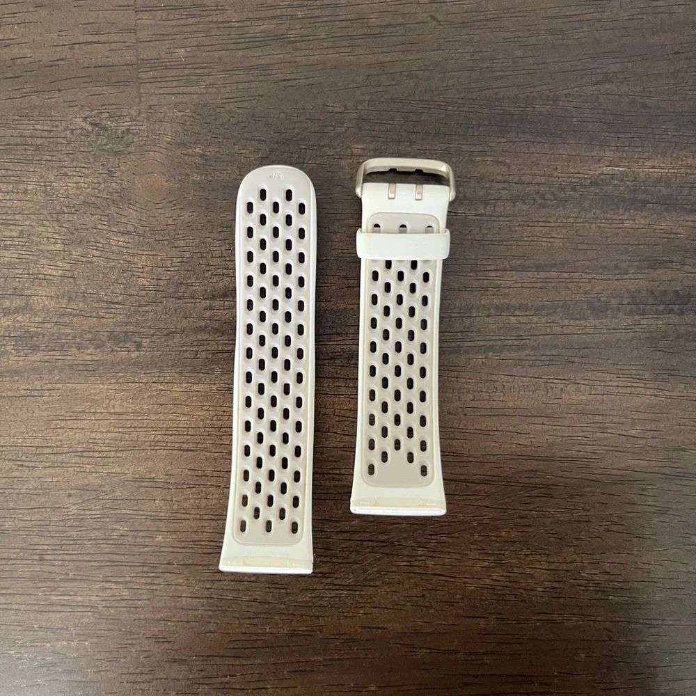 Smart Wearable Device - Silver